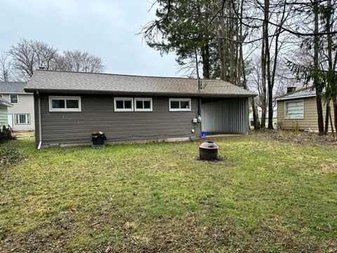 102 GEORGIAN Drive, Edinboro, PA 16412