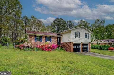 2198 Kings Forest, Conyers, GA 30013