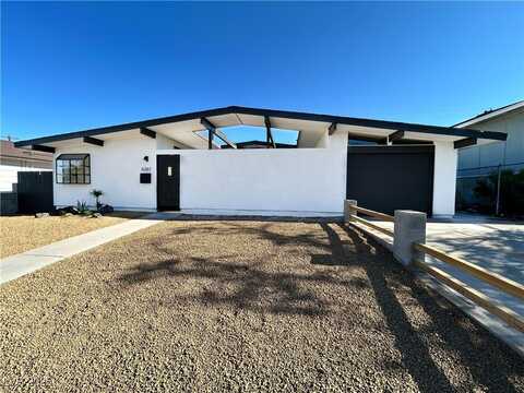 6261 Rassler Avenue, Las Vegas, NV 89107