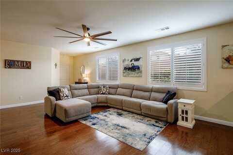 7611 Redcloud Peak St Street, Las Vegas, NV 89166