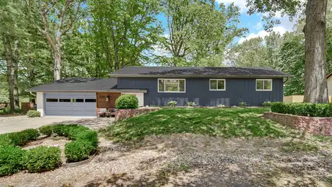 5761 W Van Gogh Trail, La Porte, IN 46350