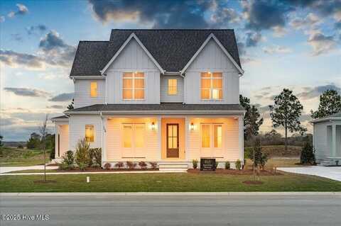 106 Pinewood Cove, Snow Hill, NC 28580