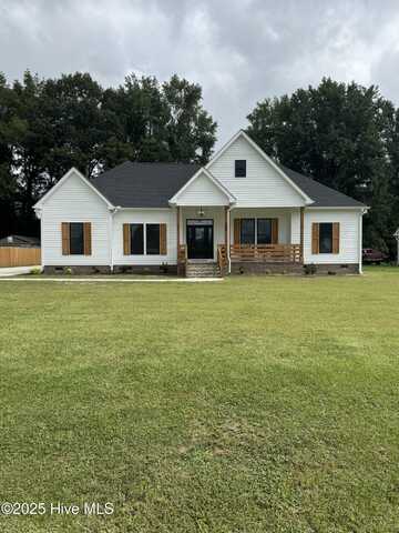 208 Crown Drive, Washington, NC 27889