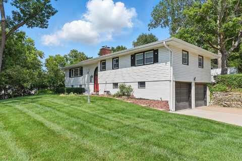 2825 S 106 Street, Omaha, NE 68124