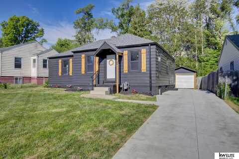 6748 N 33rd Street, Omaha, NE 68112