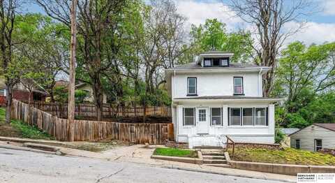 122 Angle Avenue, Council Bluffs, NE 51503