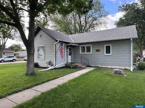 703 J Street, Aurora, NE 68818