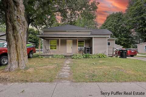 185 E Commerce Street, Grant, MI 49327