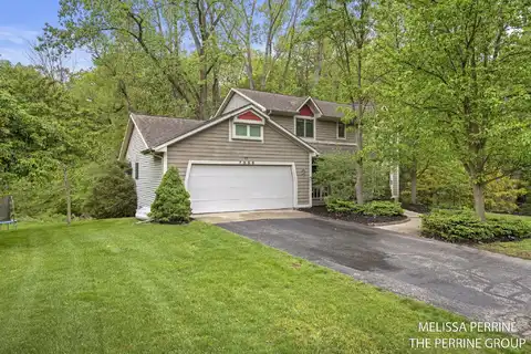 7359 Cascade Woods Drive SE, Grand Rapids, MI 49546