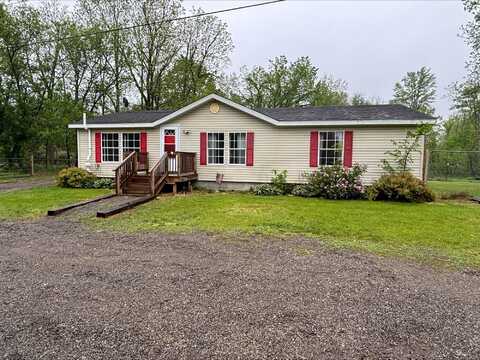 815 Hyatt Street, Eaton Rapids, MI 48827