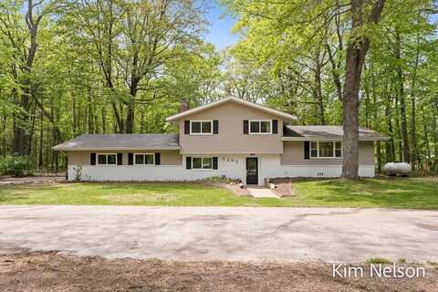 5203 Nestrom Road, Whitehall, MI 49461