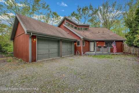 582 Lakeview Drive W, Lake Ariel, PA 18436
