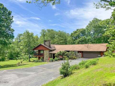 225 Hemlock Court, Sevierville, TN 37862