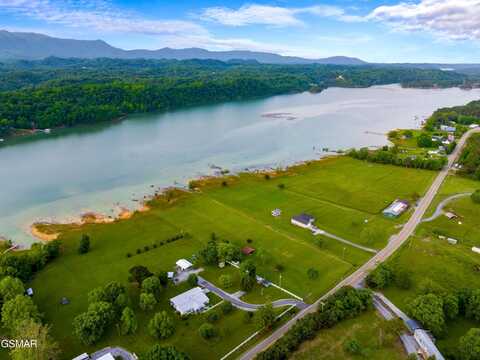 2605 Indian Creek Road, Dandridge, TN 37725