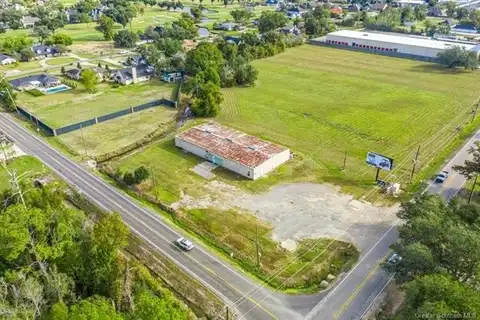 3130 Country Club Road, Lake Charles, LA 70605