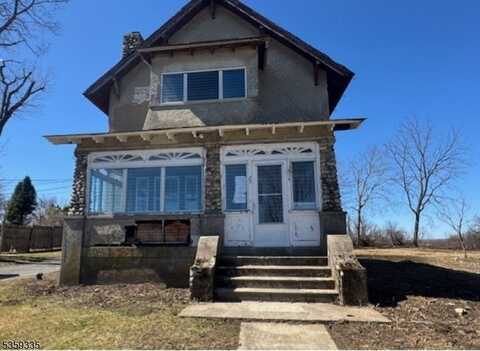 25 Prospect Ave, Andover Boro, NJ 07821