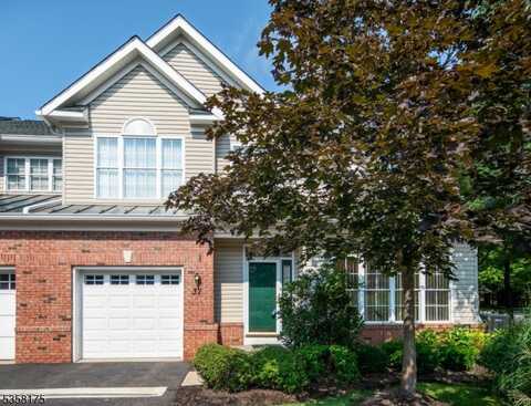37 Chamberlin Way, Bridgewater, NJ 08836