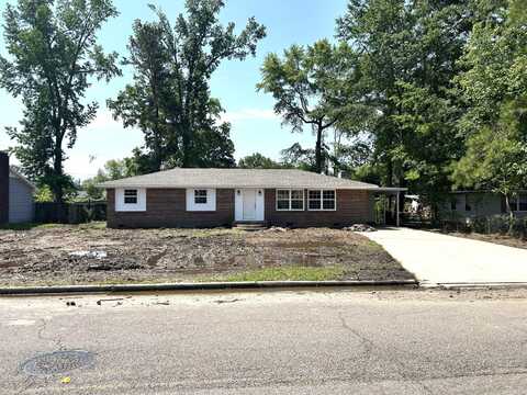 214 Airline Rd, Columbus, MS 39702