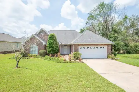 109 Northgate Dr, Starkville, MS 39759