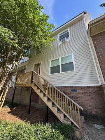 128 Brookwood Ln., Hattiesburg, MS 39401