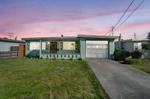 1319 Newburg Road, Fortuna, CA 95540