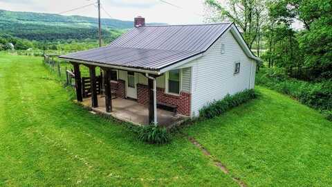 11694 Elliots Run Rd, Three Springs, PA 17264