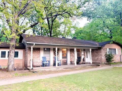 1150 Clay St, Canton, TX 75103