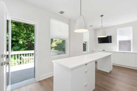 632 BLVD EAST, Weehawken, NJ 07086