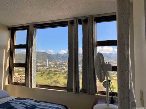 201 Ohua Street, Honolulu, HI 96815