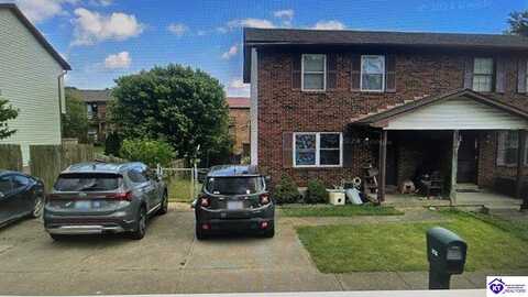 2736 Pioneer Court, Radcliff, KY 40160