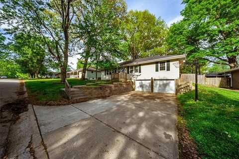 4217 S Spring Street, Independence, MO 64055