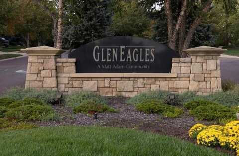 10725 W 142nd Street, Overland Park, KS 66221