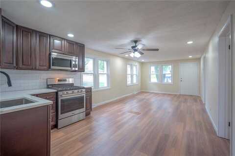 3701 S Sterling Avenue, Independence, MO 64052