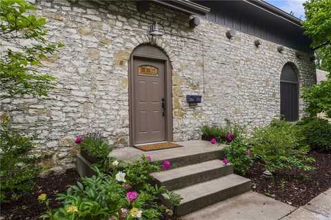 12424 Valley Brook Drive, Grandview, MO 64030