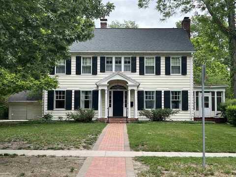 620 S Summit Street, IowaCity, IA 52240