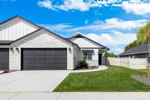 875 N 14th St, Payette, ID 83661