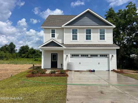 105 Dole Court, Richlands, NC 28574