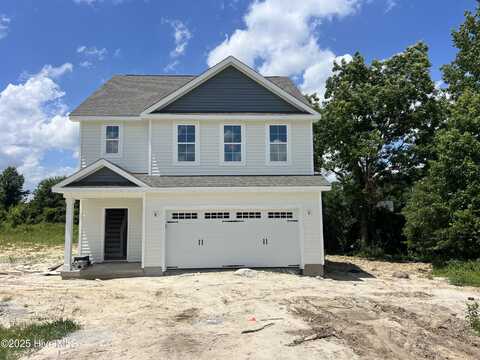 105 Dole Court, Richlands, NC 28574