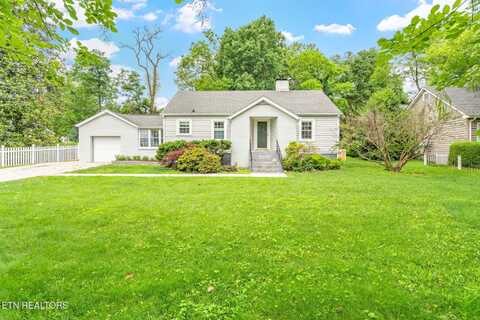 4051 Sutherland Ave, Knoxville, TN 37919