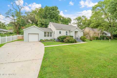 4051 Sutherland Ave, Knoxville, TN 37919