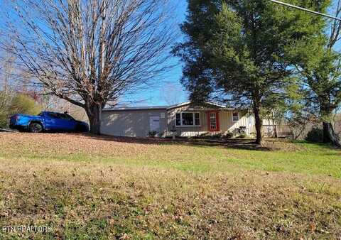 213 Whitaker Hollow Rd, Rocky Top, TN 37769