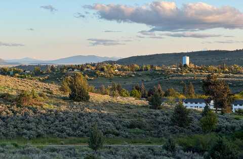 Clairmont Drive, Klamath Falls, OR 97601