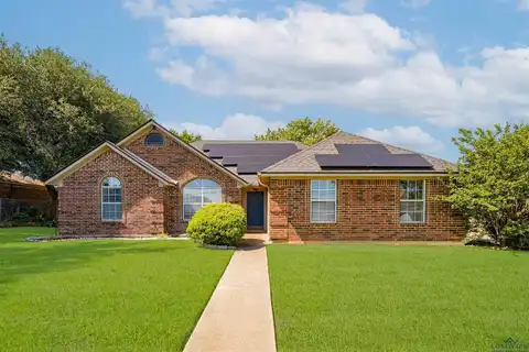 1505 Leach St, Kilgore, TX 75662