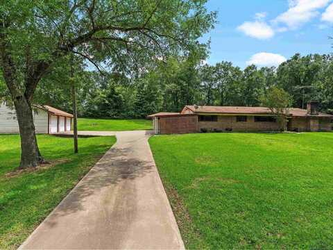 1320 Pinehill Drive, Jefferson, TX 75657