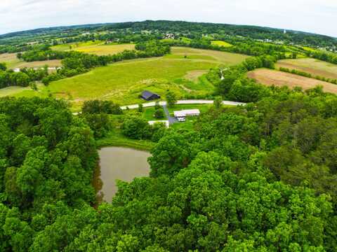 755 Mckee RD Road, Irvine, KY 40336
