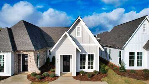 40 FOREST LANE, OPELIKA, AL 36801