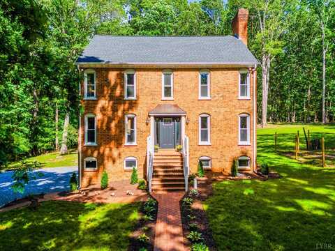 134 woodmont Lane, Forest, VA 24551