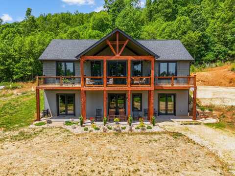 929 Poor House Farm Road, Amherst, VA 24521