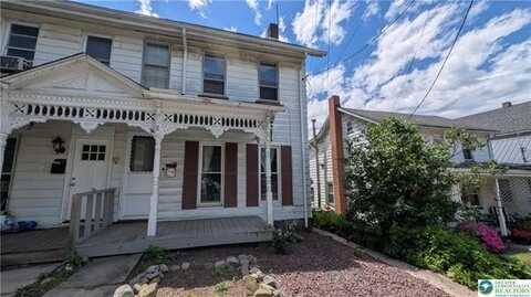 30 South Broad Street, East Bangor, PA 18013