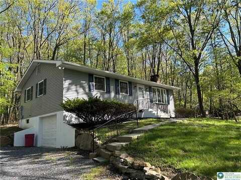 3237 Woodcrest Avenue, Chestnuthill, PA 18330